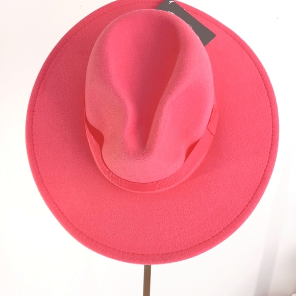 Women's Pink Fodora Hat - Picture 3 of 4